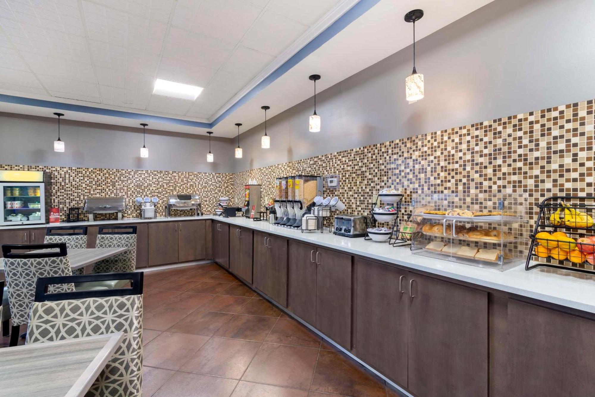 Best Western Savannah Airport Inn & Suites Pooler Exteriér fotografie